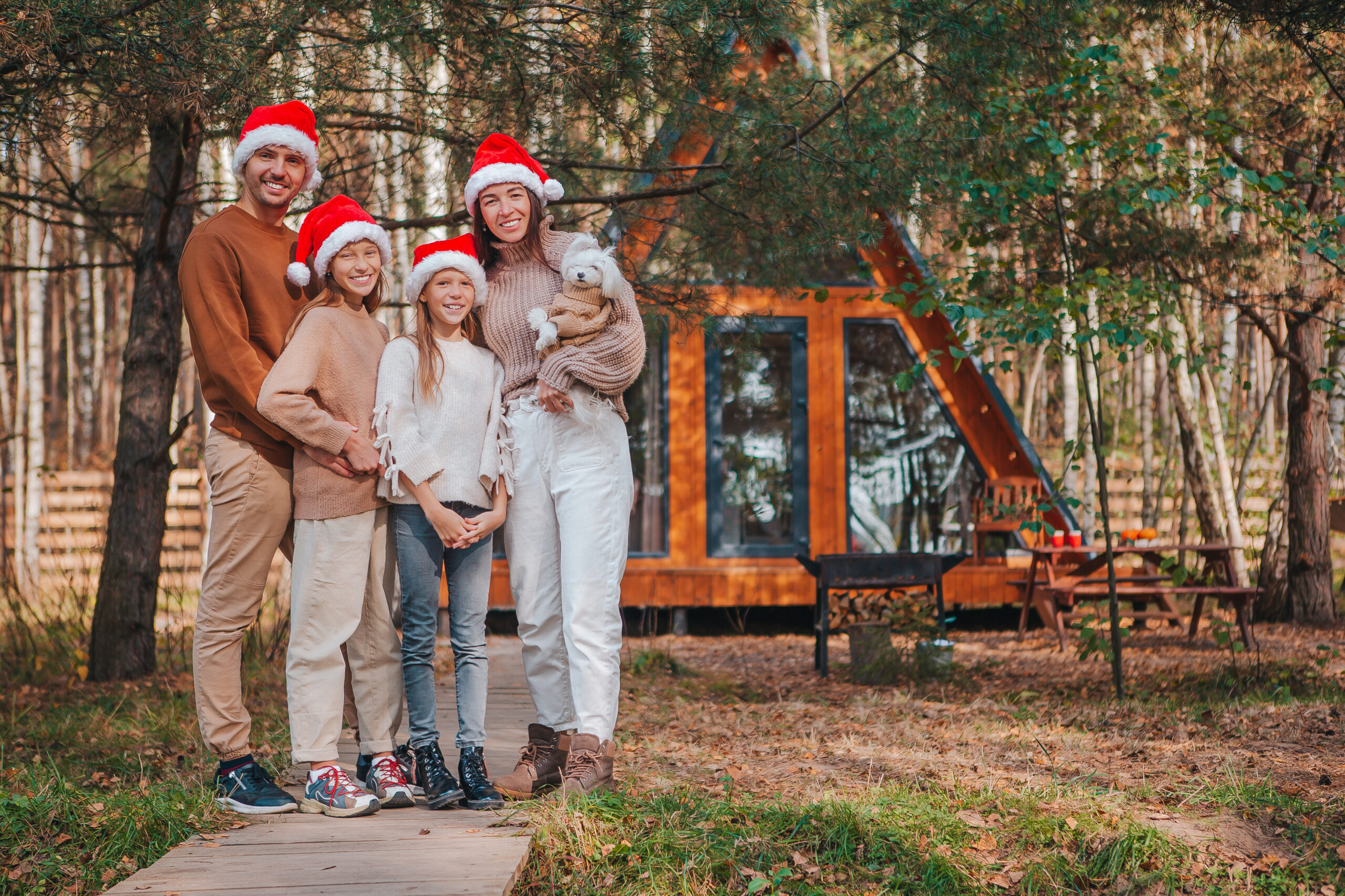 15 Outdoor Christmas Photography Ideas To Capture The Holiday Magic