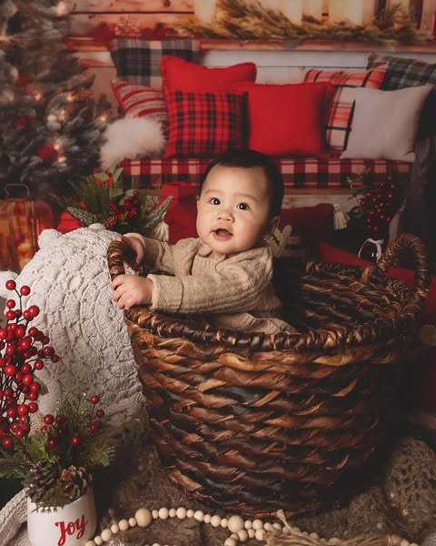 Basket of Christmas Joy