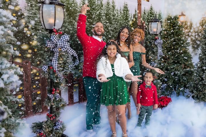 Christmas-themed outdoor family portrait