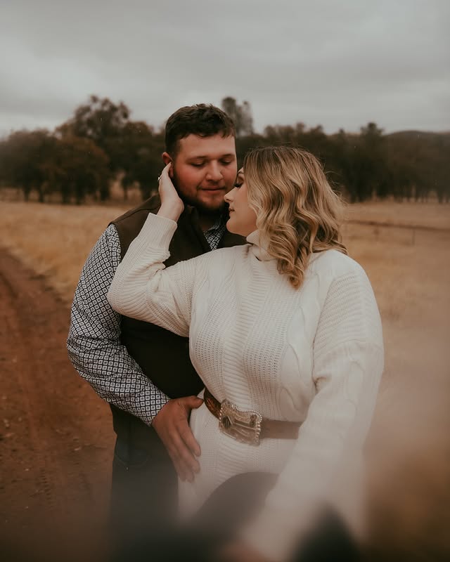 Cozy Countryside Anniversary Portrait