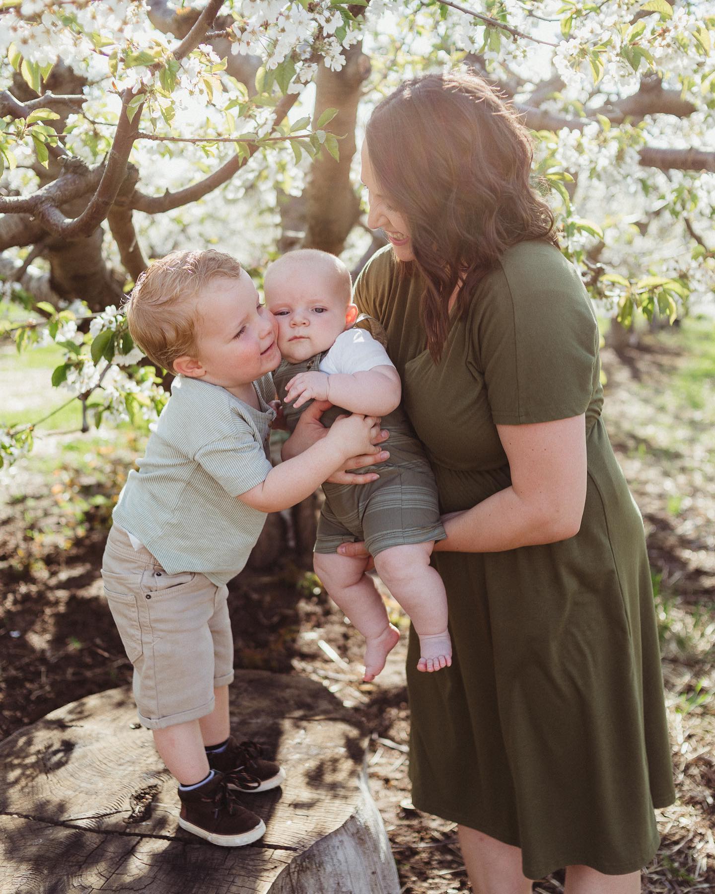 Blossom Season Mother's Day Photoshoot Idea