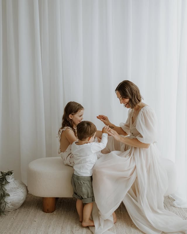 Minimalist Motherhood Moment