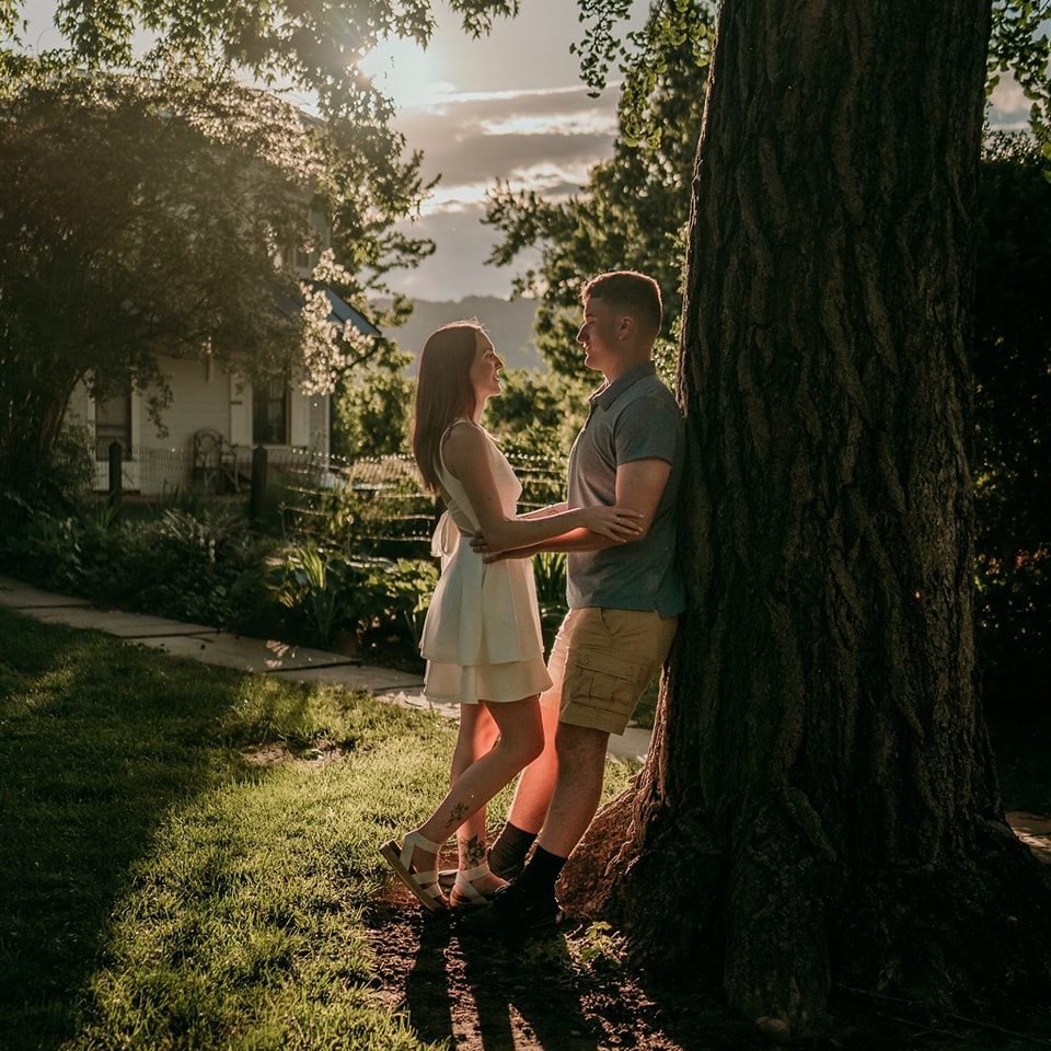 Romantic Sunset Spring Photoshoot