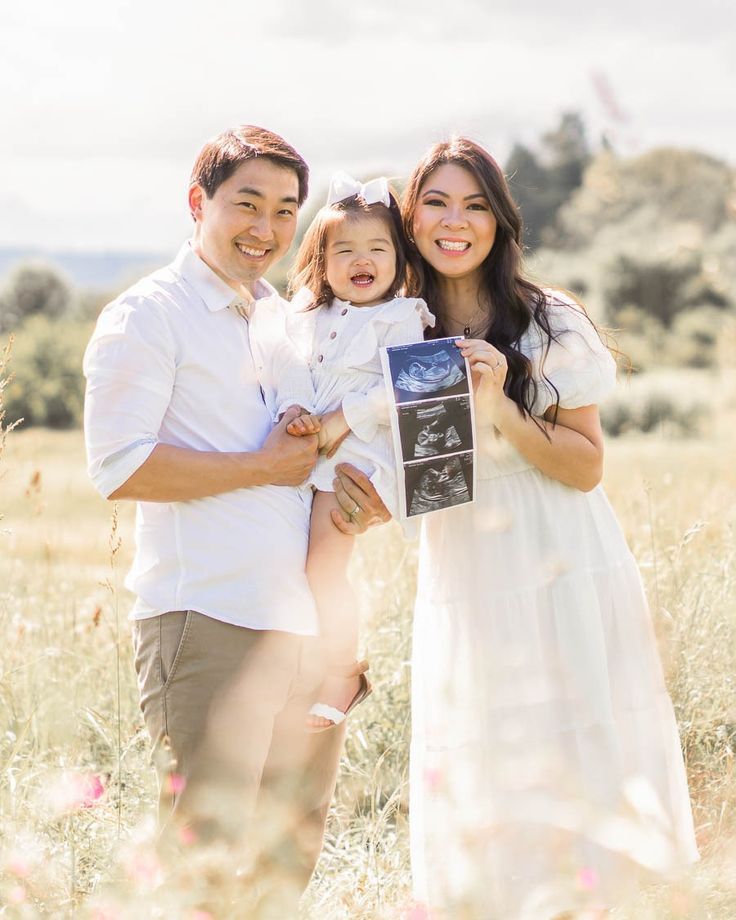 Matching Outfit Family Announcement