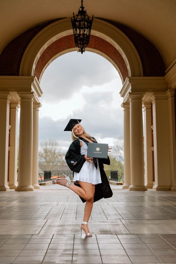 cap and gown photo ideas