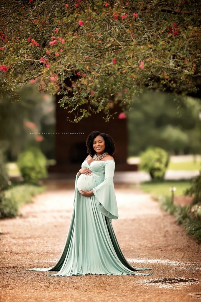 black family maternity photo ideas