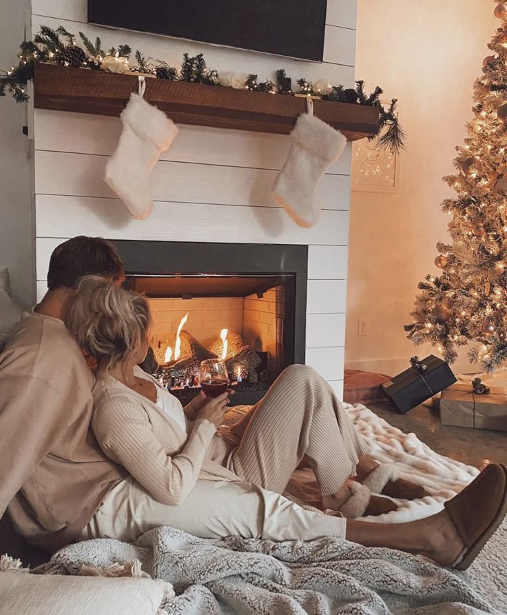 couple christmas card photo ideas