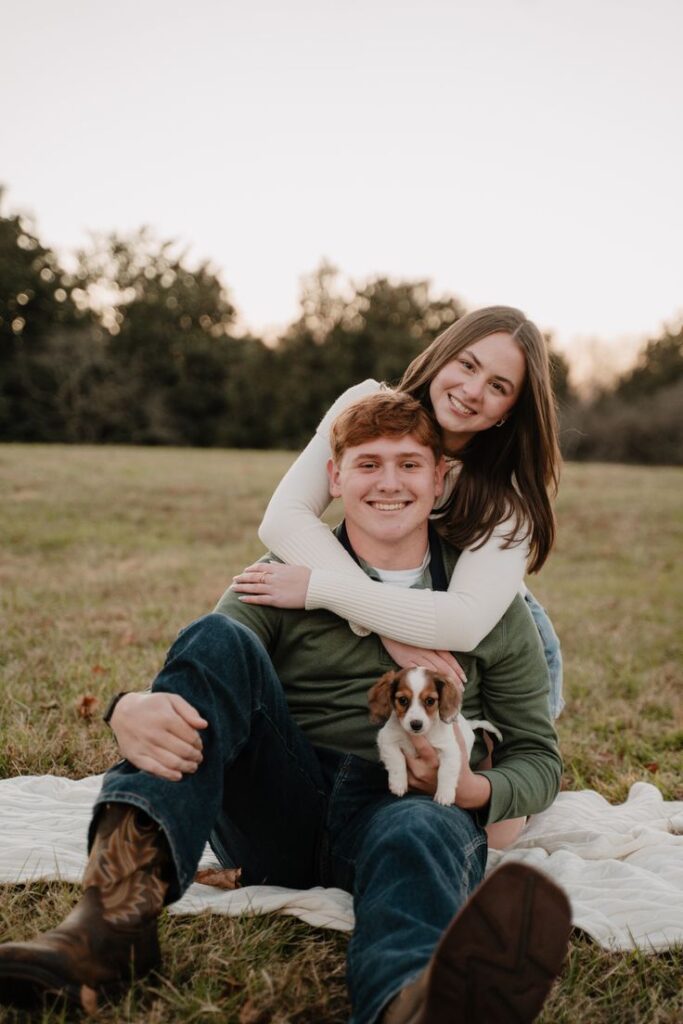 couple and dog photo ideas