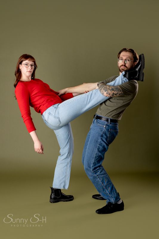 awkward family photo ideas