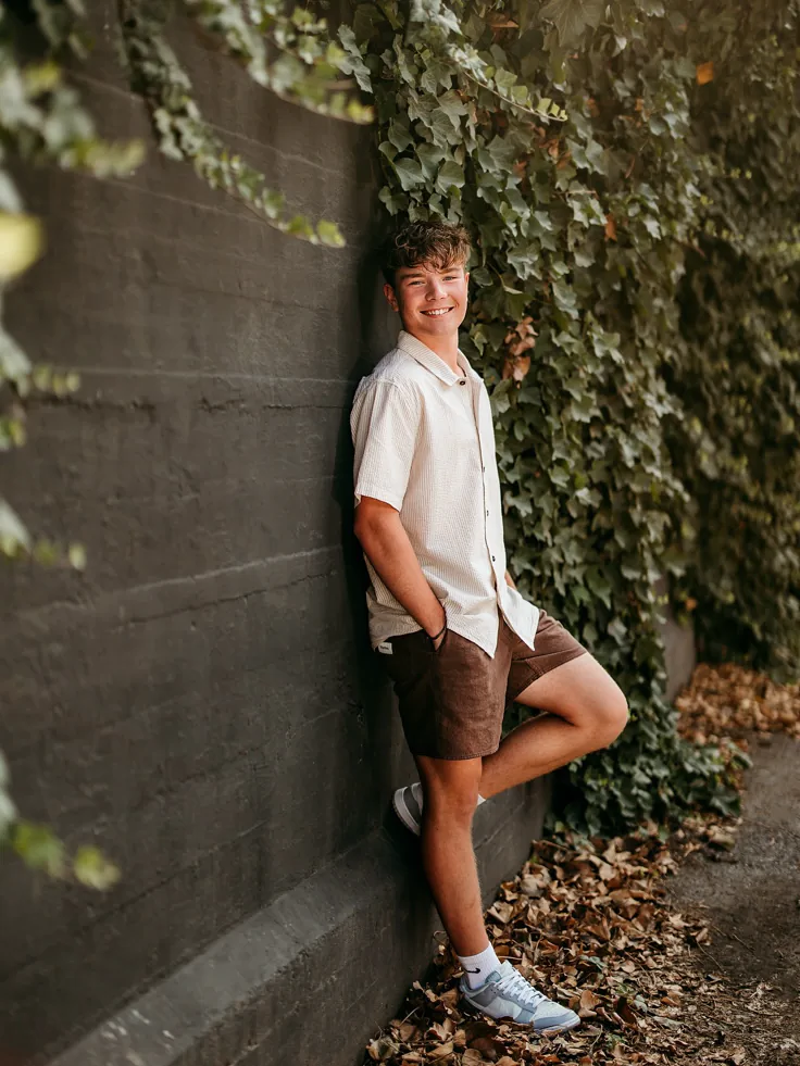boy senior photo ideas