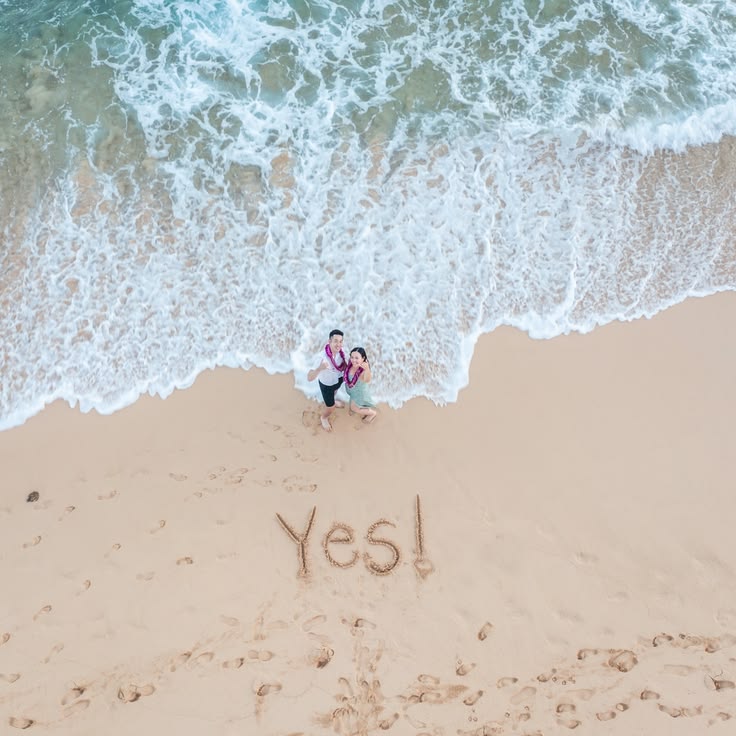 unique engagement photo ideas
