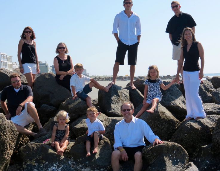 creative large family photo ideas