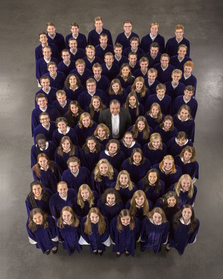 creative large group photo ideas