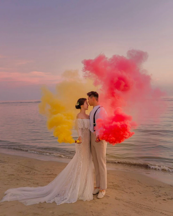 unique engagement photo ideas