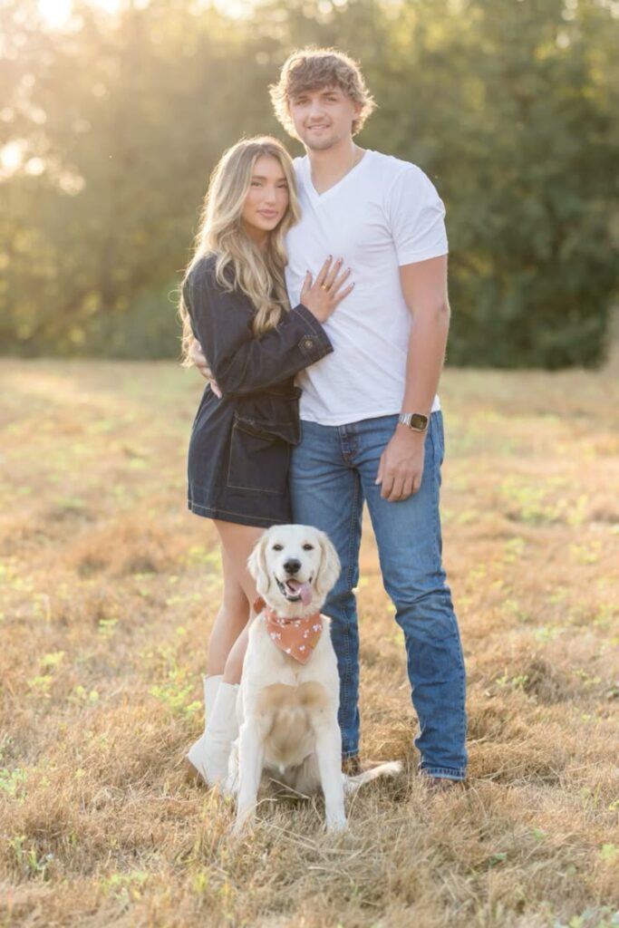 couple and dog photo ideas