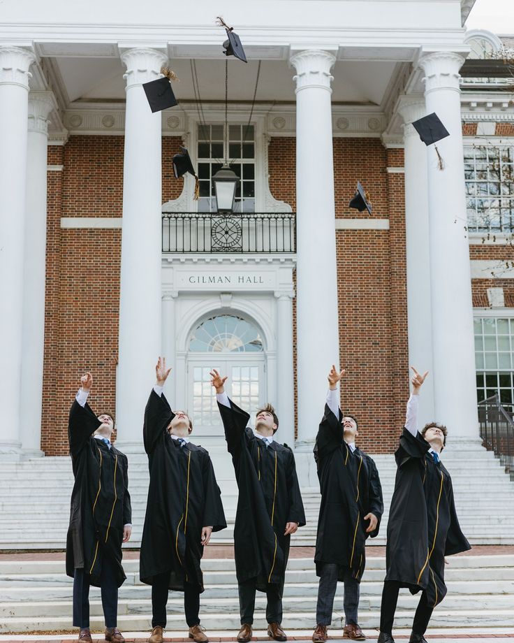 college graduation photo ideas