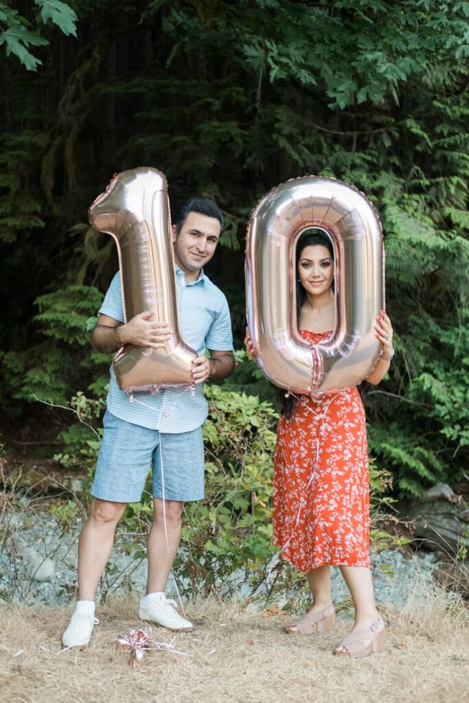 couples anniversary photoshoot ideas