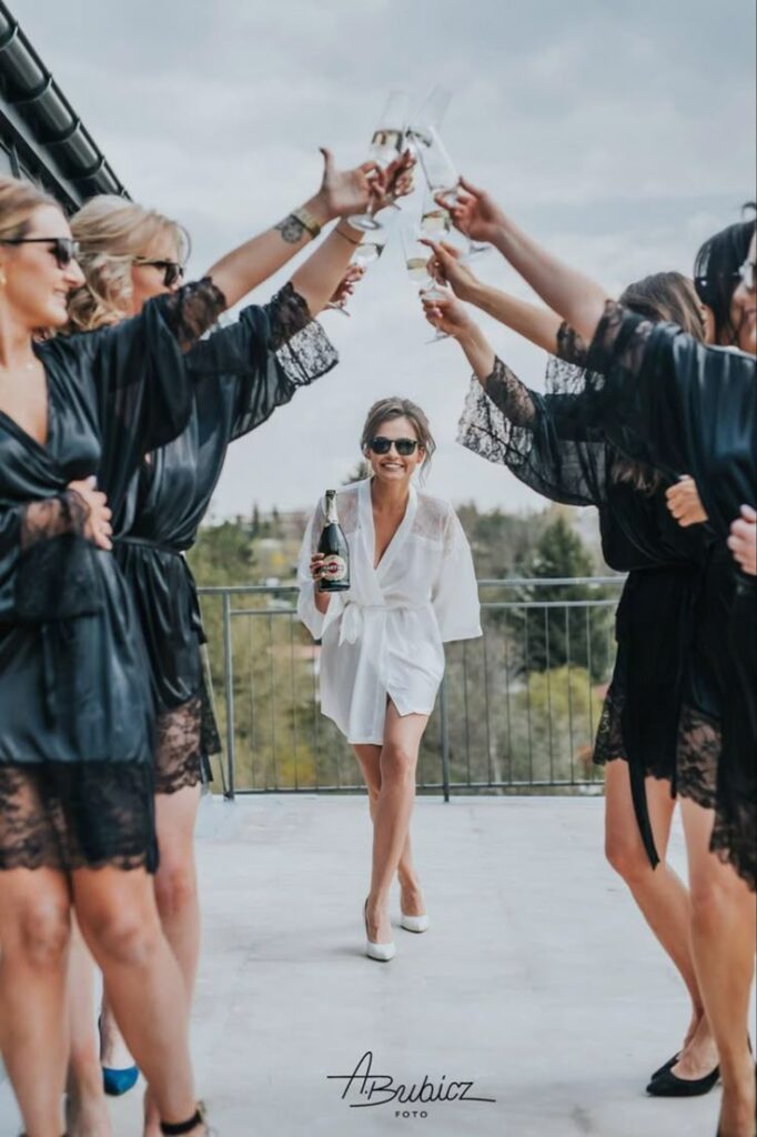 bachelorette photo ideas