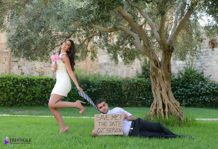 unique engagement photo ideas