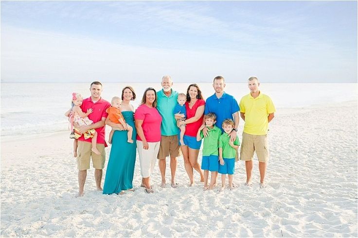 beach family photos outfit ideas