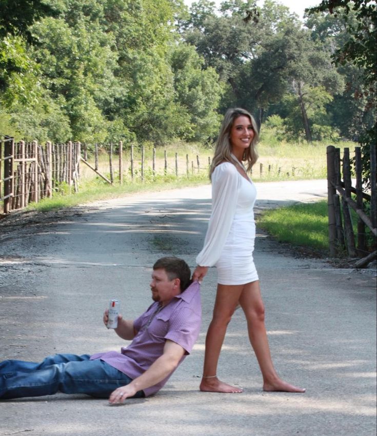 awkward family photo ideas