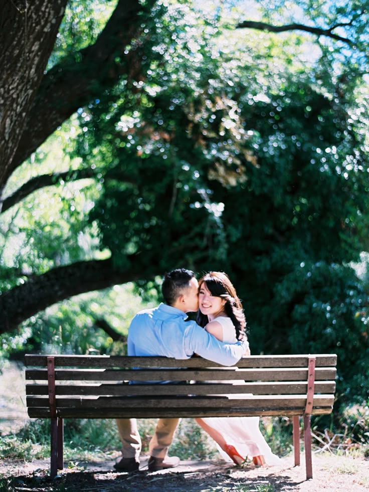 summer engagement photo ideas