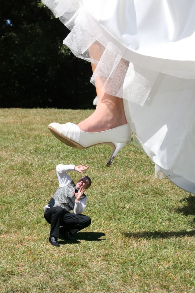 creative funny wedding photo ideas