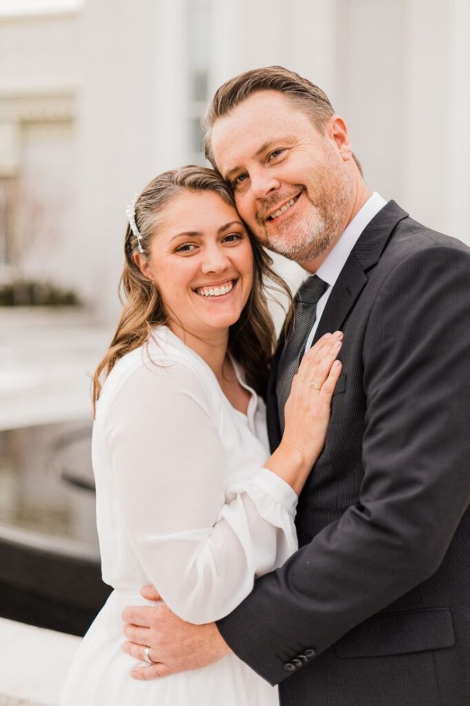 couples anniversary photoshoot ideas