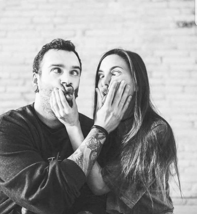 awkward family photo ideas