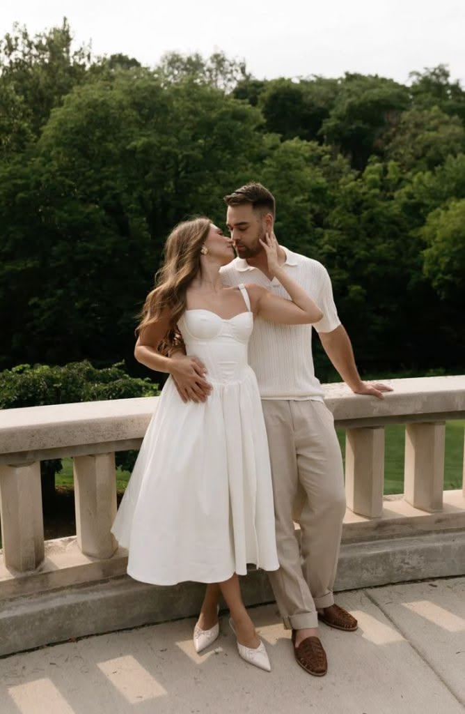couple engagement photo ideas