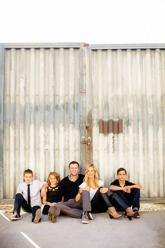 cool family photo ideas