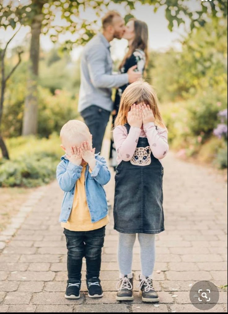 cute family photo ideas
