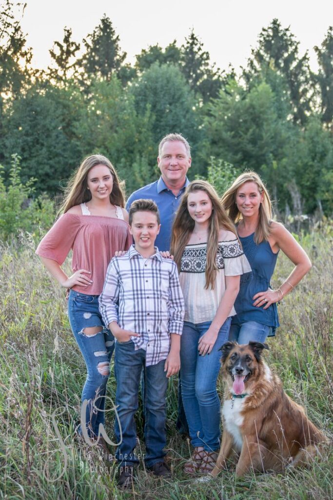 candid family photo ideas