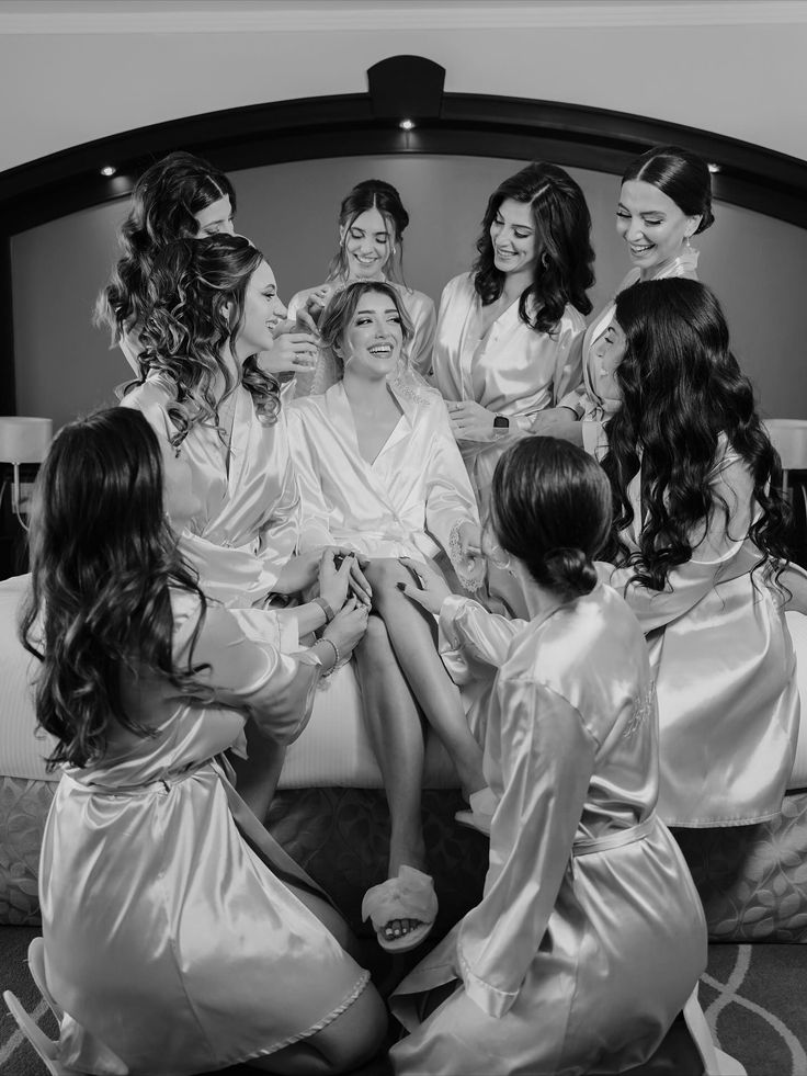 bridesmaid photo ideas