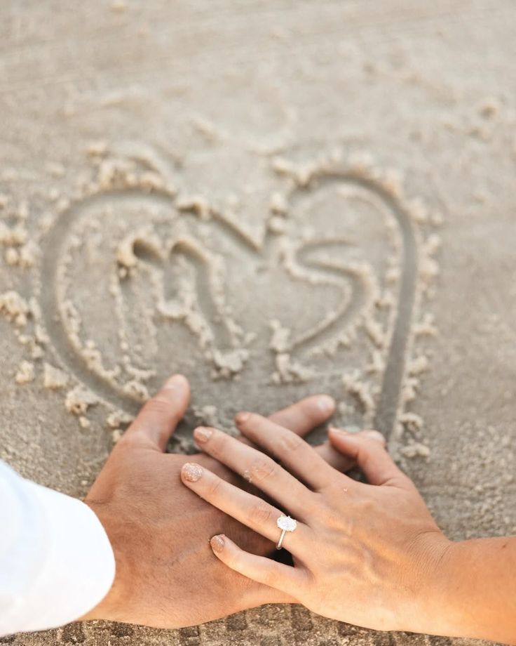 creative engagement photo ideas