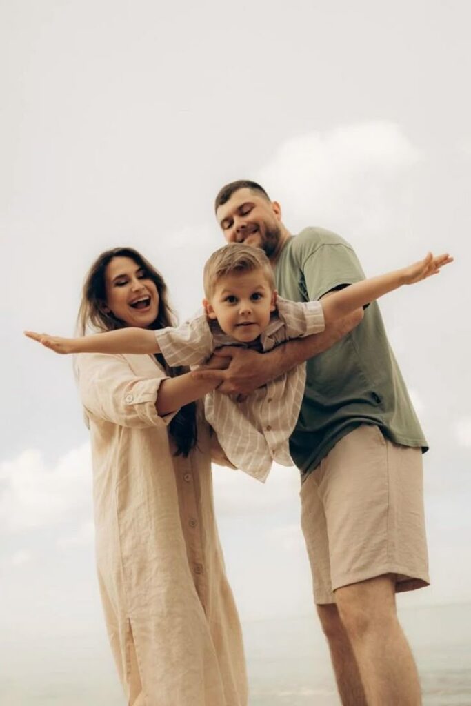 candid family photo ideas