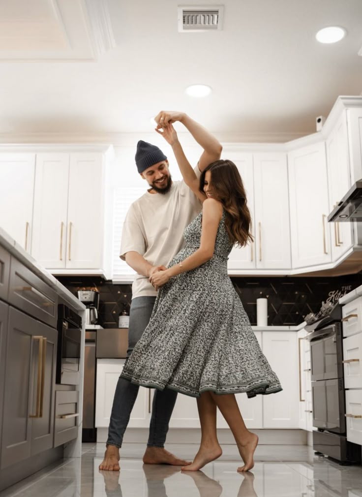 couple photo ideas at home
