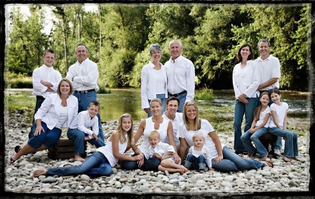 big family photo outfit ideas big family photo outfit ideas