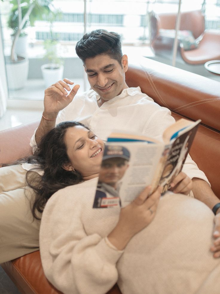 cute maternity photo ideas