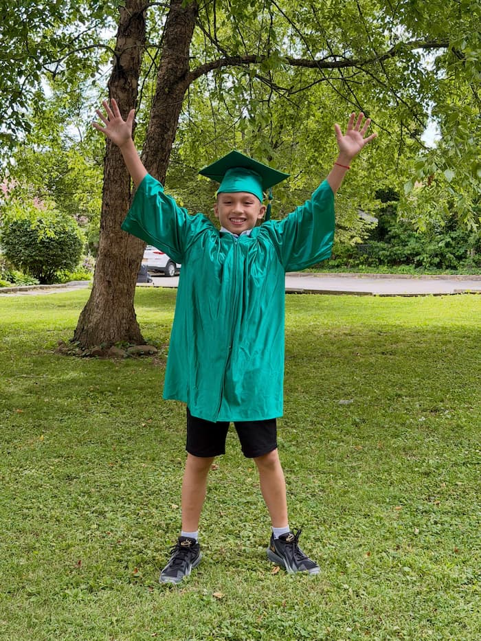 5th grade graduation photo ideas