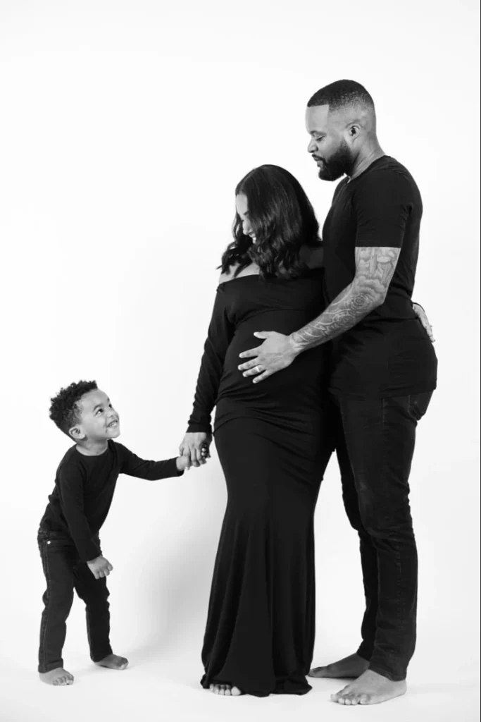 black family maternity photo ideas