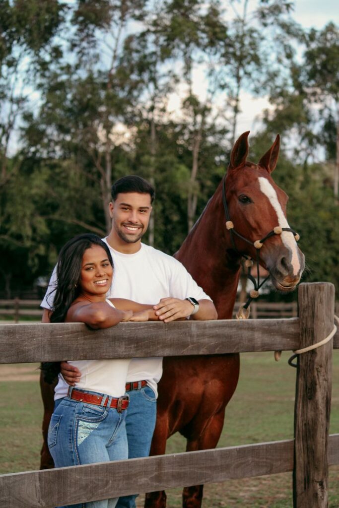 couple photo poses ideas