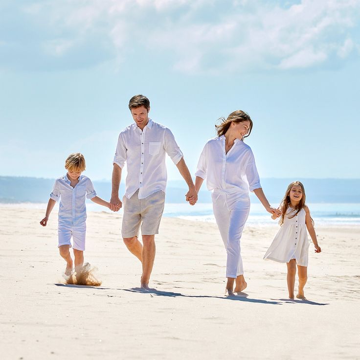 casual family photo outfit ideas