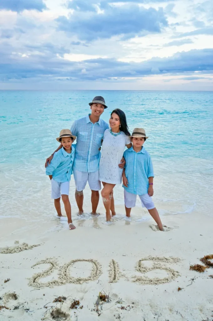 beach family photos outfit ideas