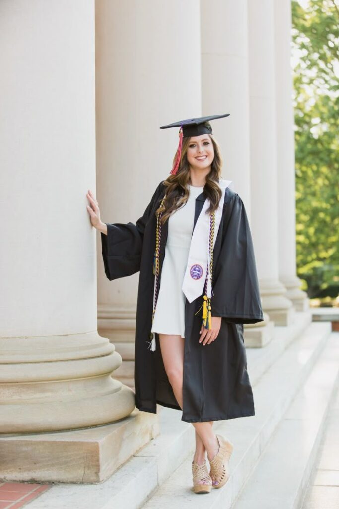 college graduation photo ideas