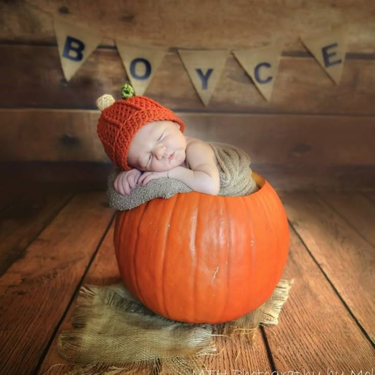 baby pumpkin photo ideas