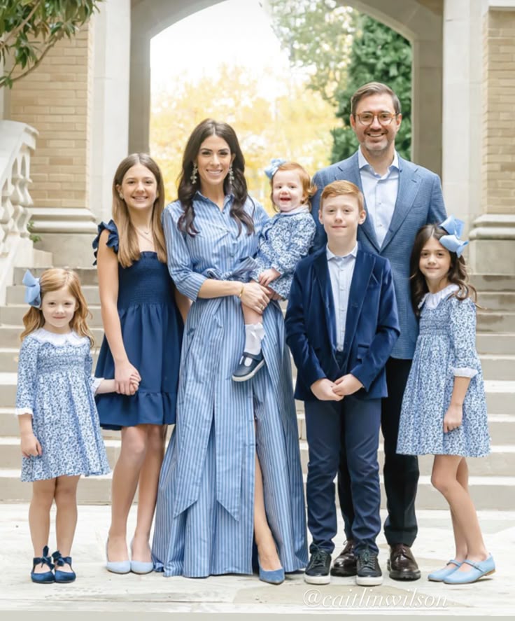 clothing ideas for family photos