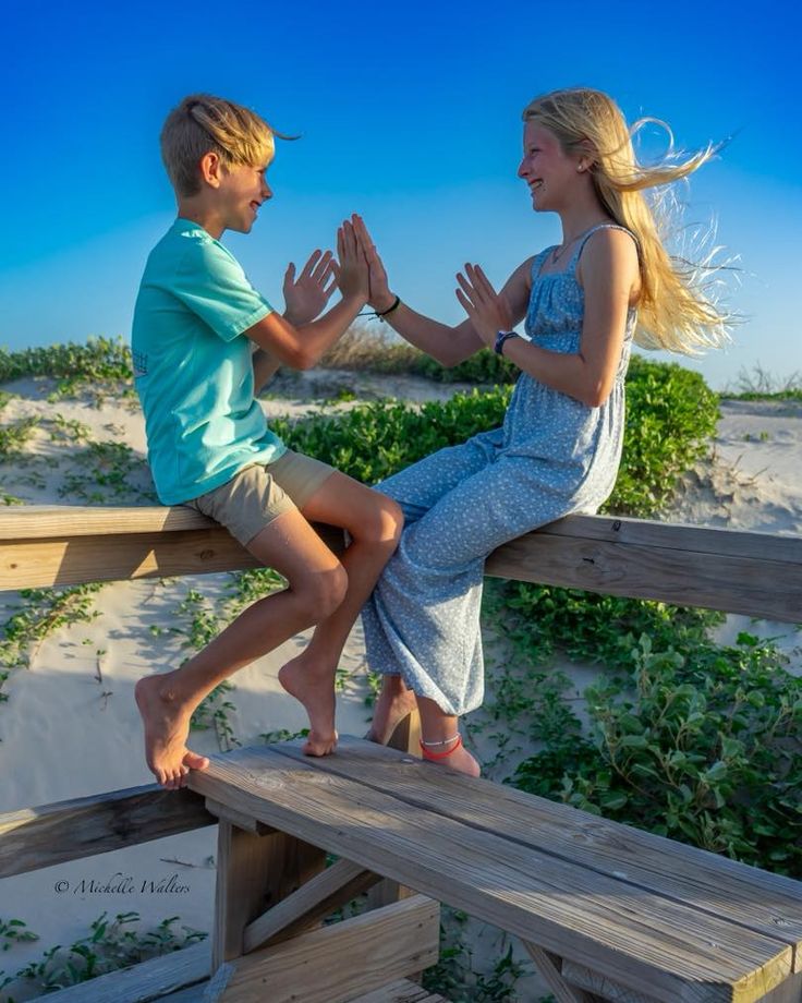 brother and sister photo ideas