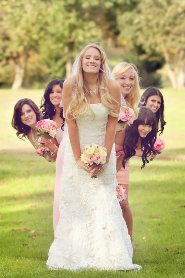 bride with bridesmaids photo ideas