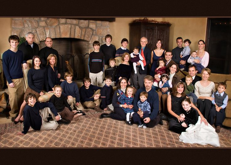creative large family photo ideas